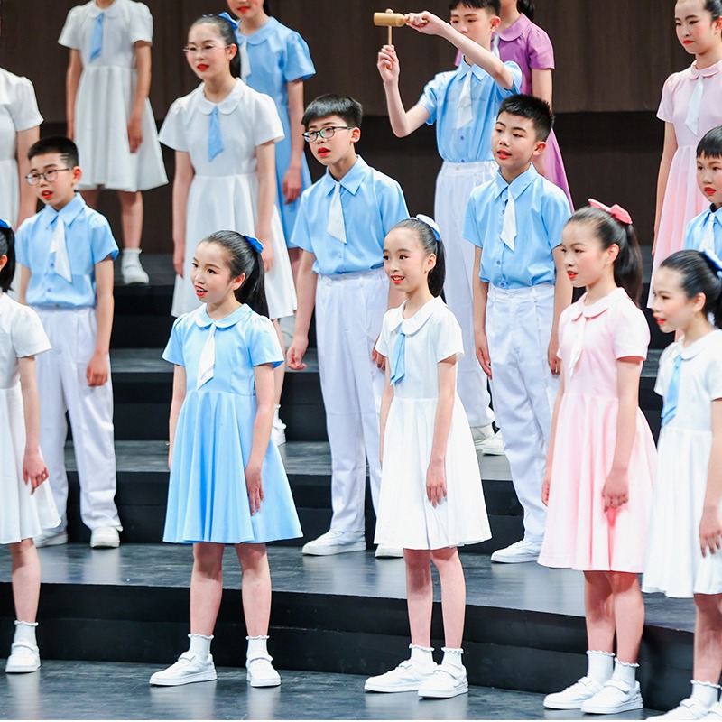 新款儿童合唱服演出服女童舞蹈大合唱团中小学生爱国朗诵表演服装