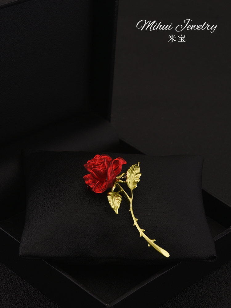 法式浪漫红玫瑰胸针女唯美花朵精致小众别针外套衣服搭配饰品礼物