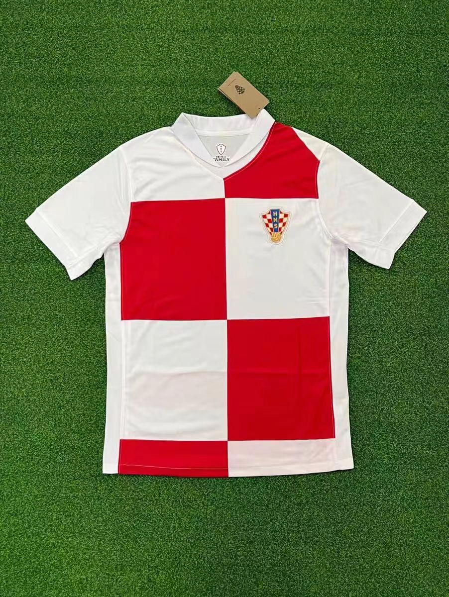 24-25欧洲杯克罗地亚国家队球衣莫德里奇主场足球服球迷版短袖