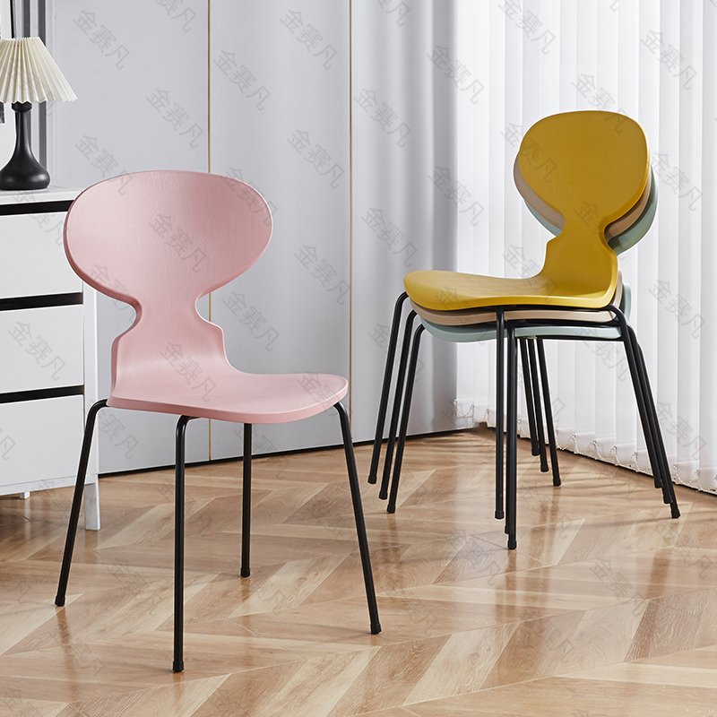 北欧餐椅家用现代简约靠背个性蚂蚁椅设计师网红餐厅奶茶椅洽谈椅