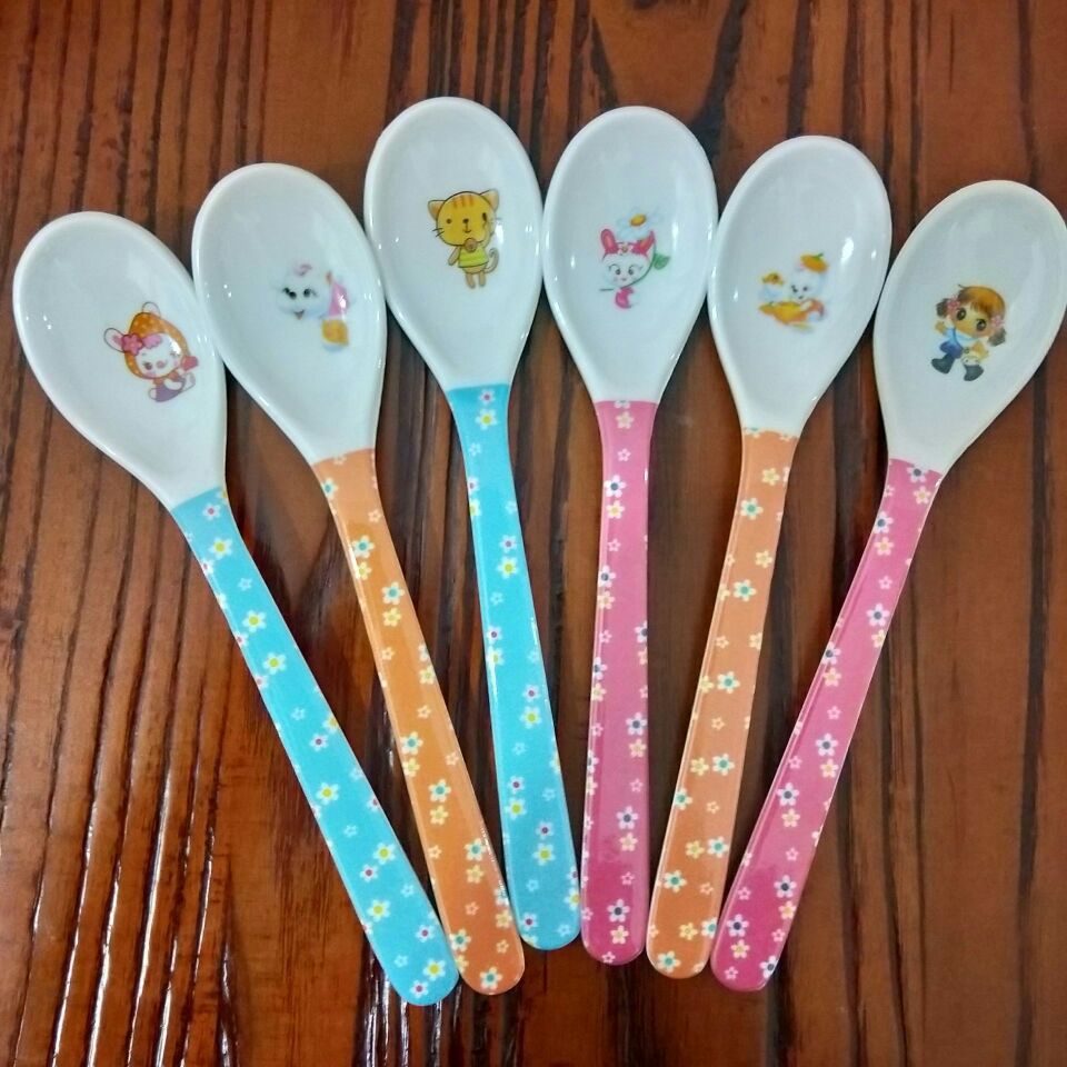 可爱卡通长柄勺子创意家用密胺树脂儿童仿瓷餐具小学生女孩吃饭勺