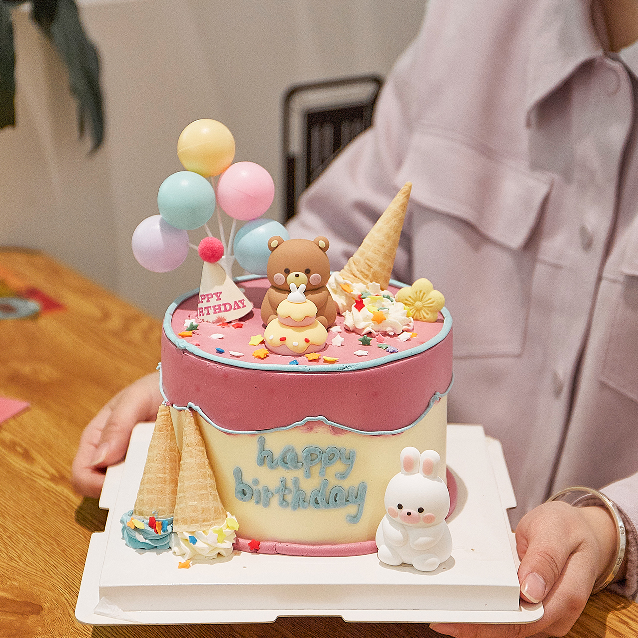 卡通软胶小动物蛋糕装饰摆件小熊兔子男孩女孩迷你生日帽气球插件