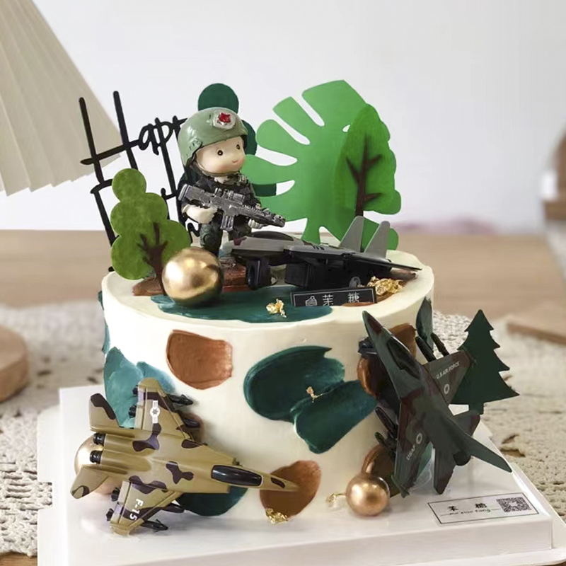 国庆节特种兵军人飞机坦壳蛋糕装饰男孩生日烘焙甜品装扮配件插牌
