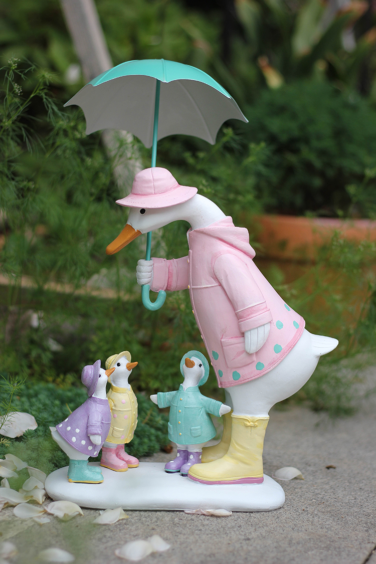 出口外贸撑伞鸭子一家白鹅动物雕塑田园ins风树脂花园装饰品摆件