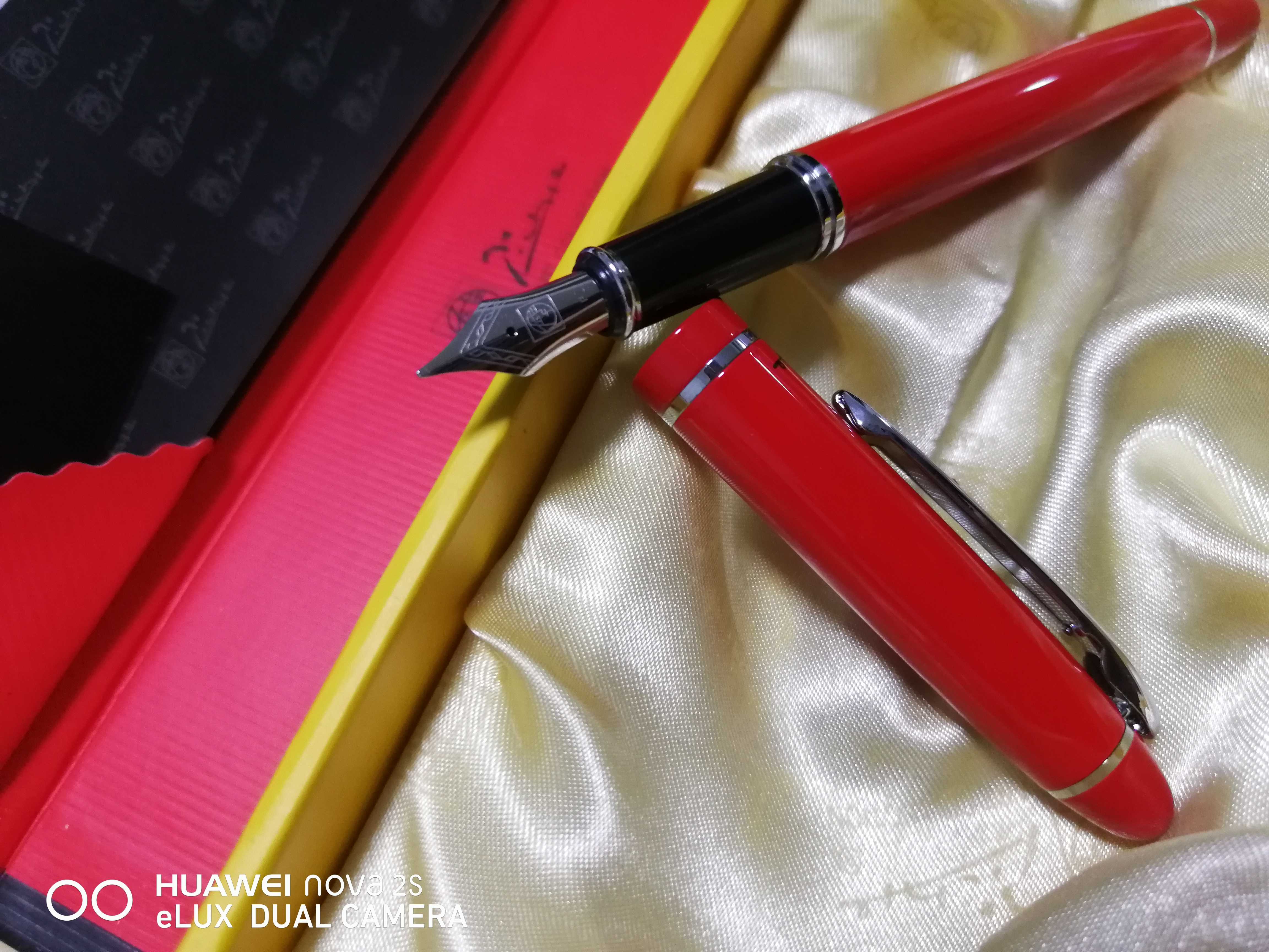 毕加索钢笔608 亮红色铱金礼盒装送老师专用墨水笔教师节钢笔