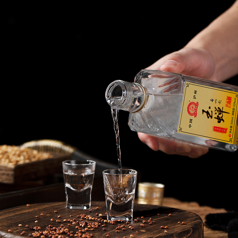 【新客品鉴】玉蝉老酒·大曲光瓶浓香白酒52度39度固态发酵高粱酒