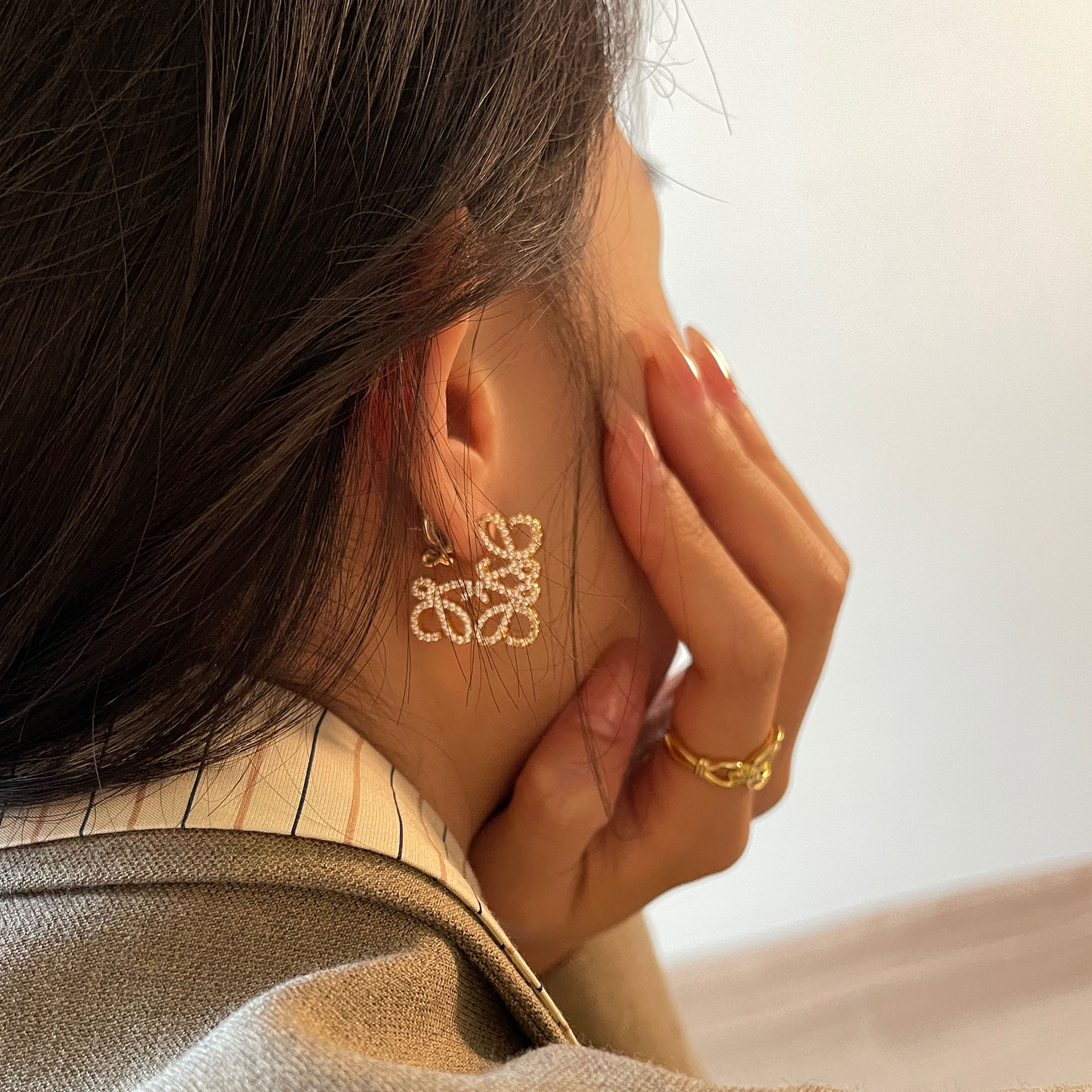 高品法式满钻罗家月饼耳环女高级感设计精致雕刻工艺925银针个性