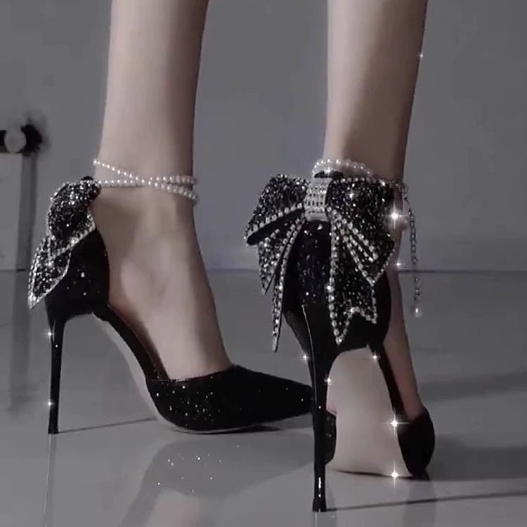 女性水晶高跟鞋