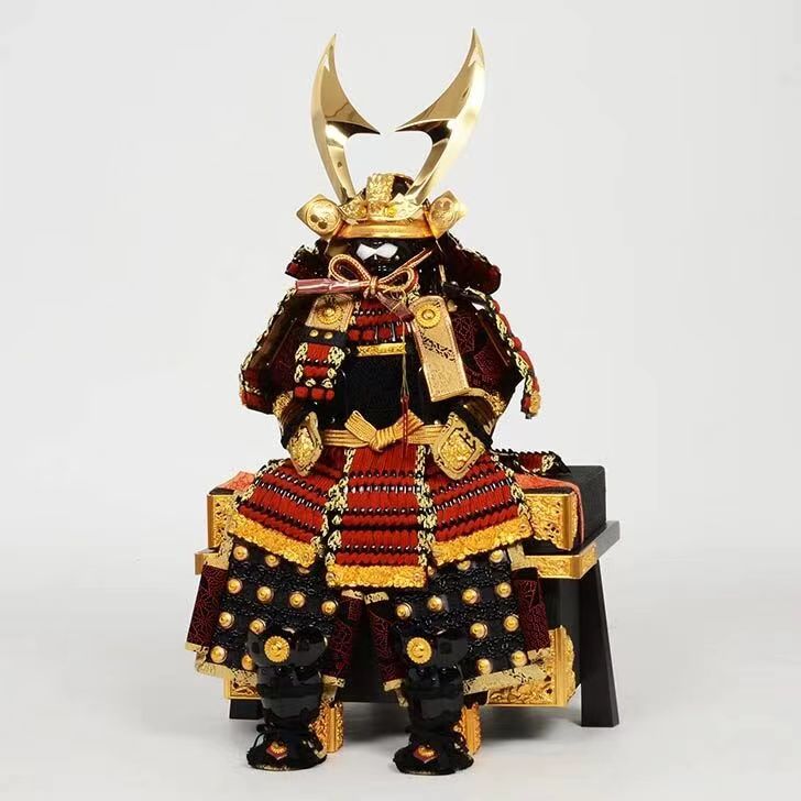 代购日本传统工艺五月人形武士铠甲装饰小型5号红胴丸鎧客厅摆件