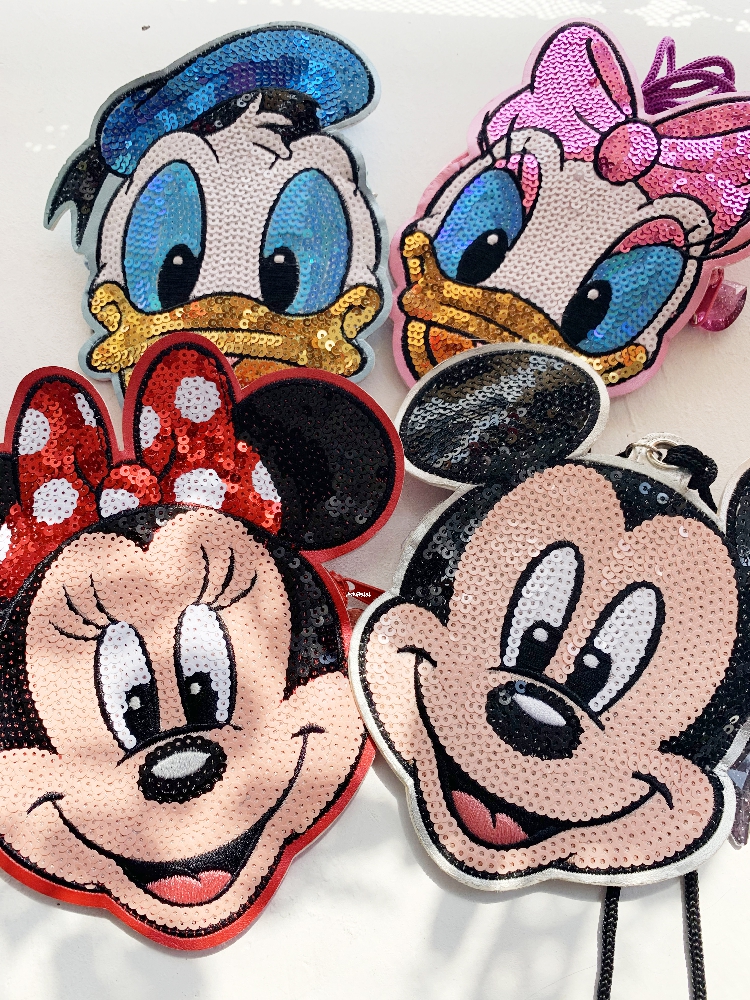 日单Disney迪士尼珠片零钱包公交卡包抽绳袋米奇黛西米妮唐老鸭