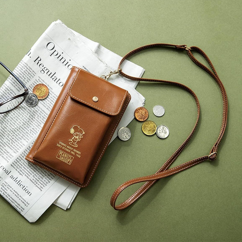 SNOOPY日本史努比复古小清新软皮斜挎包钱包男女护照袋卡包手机包