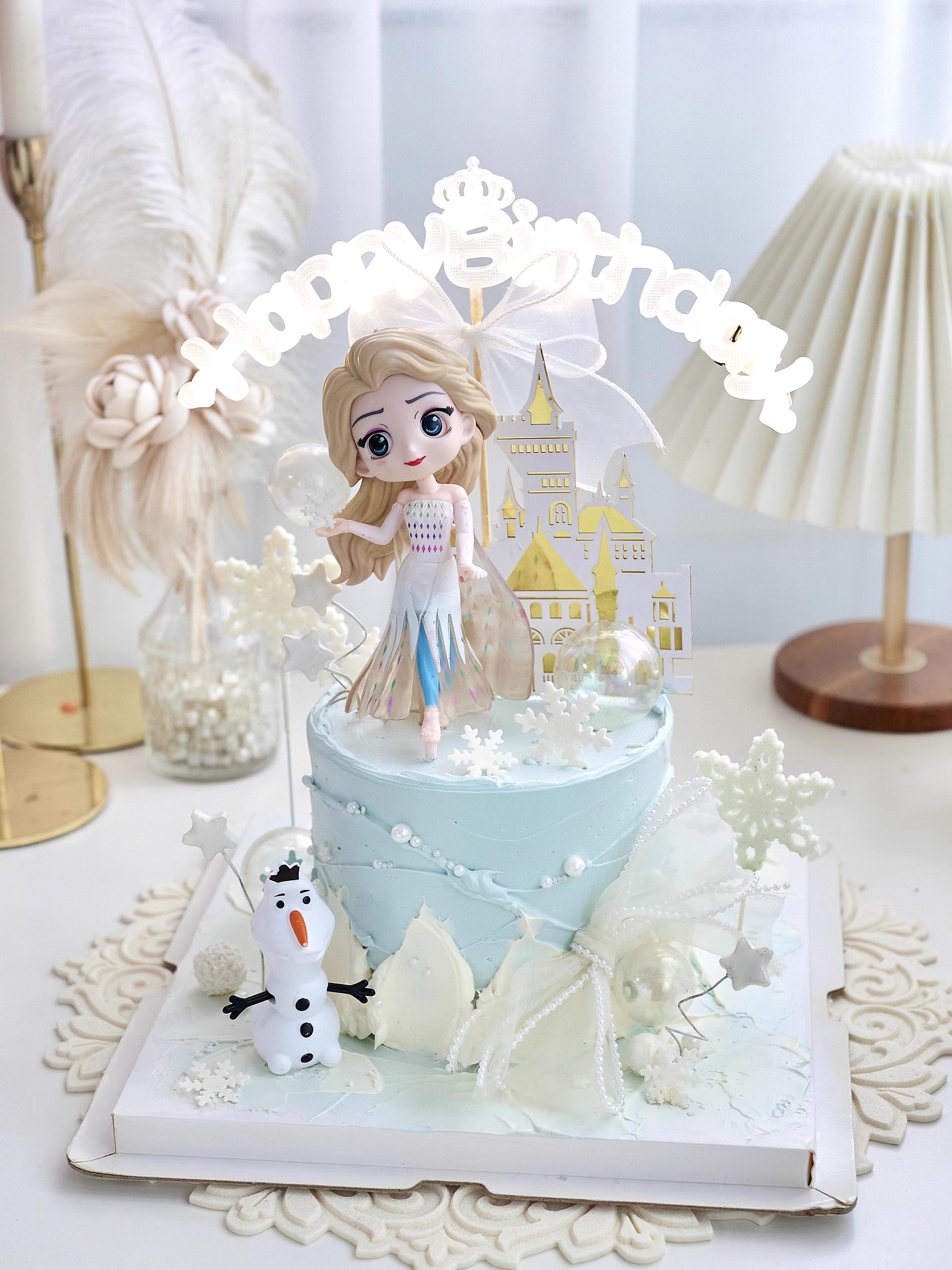 艾莎爱莎公主城堡蛋糕装饰摆件生日快乐字母发光灯女孩女生插件