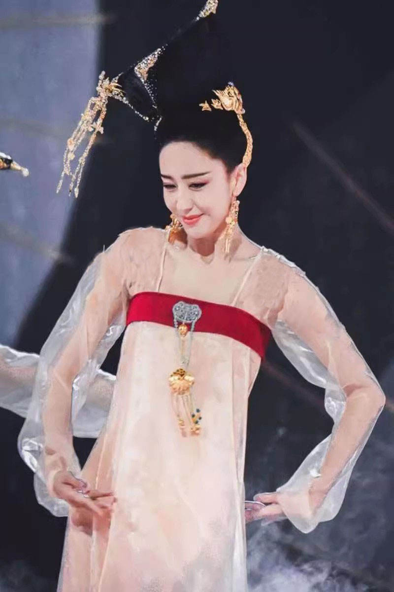 佟丽娅同款芒种舞蹈 丽人行古典舞蹈服 女古装中国风扇子舞演出服