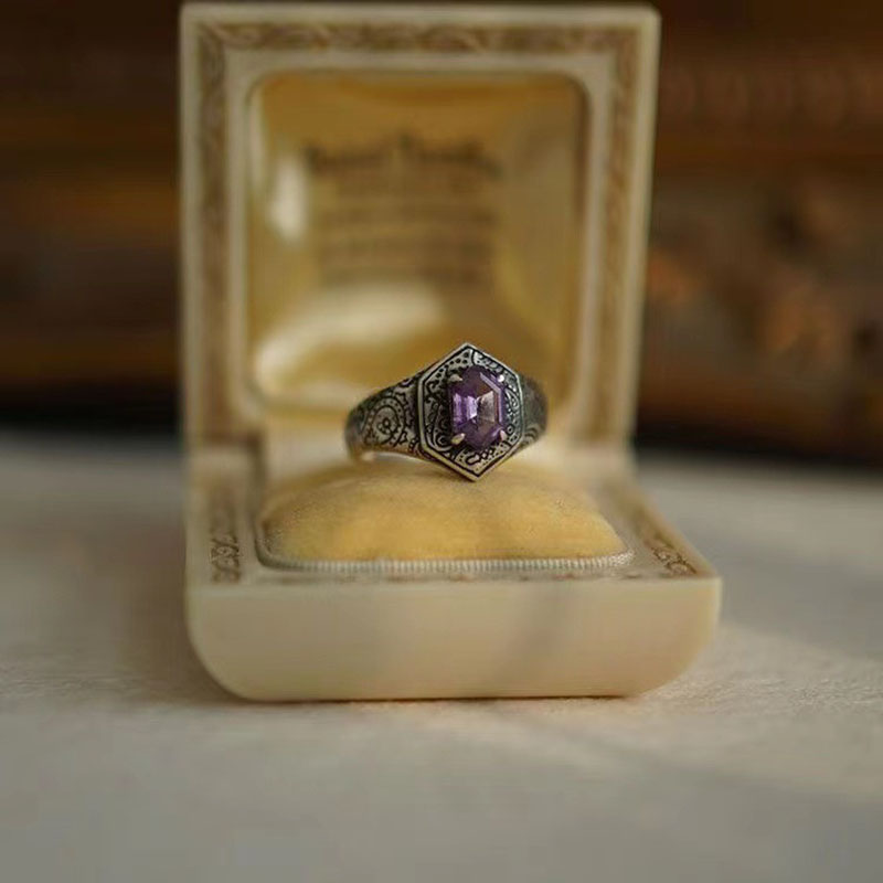 S925银镶嵌菱形紫水晶戒指女个性复古大气佩斯利花纹腰果开口指环