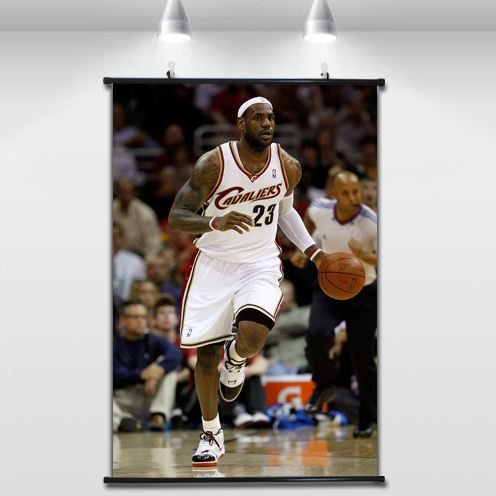 骑士詹姆斯控球高清装饰画布料挂墙有框画NBA篮球星皇帝詹皇海报