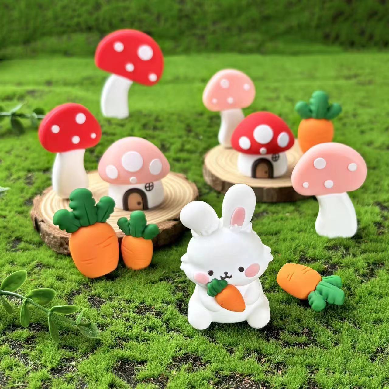 卡通可爱呆萌胡萝卜兔小动物玩偶摆件立体蘑菇屋烘焙蛋糕装饰插件