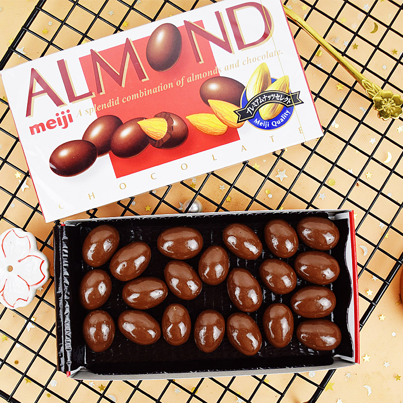 3盒装日本版原装meiji明治almond巴旦木坚果杏仁夹心巧克力零食品