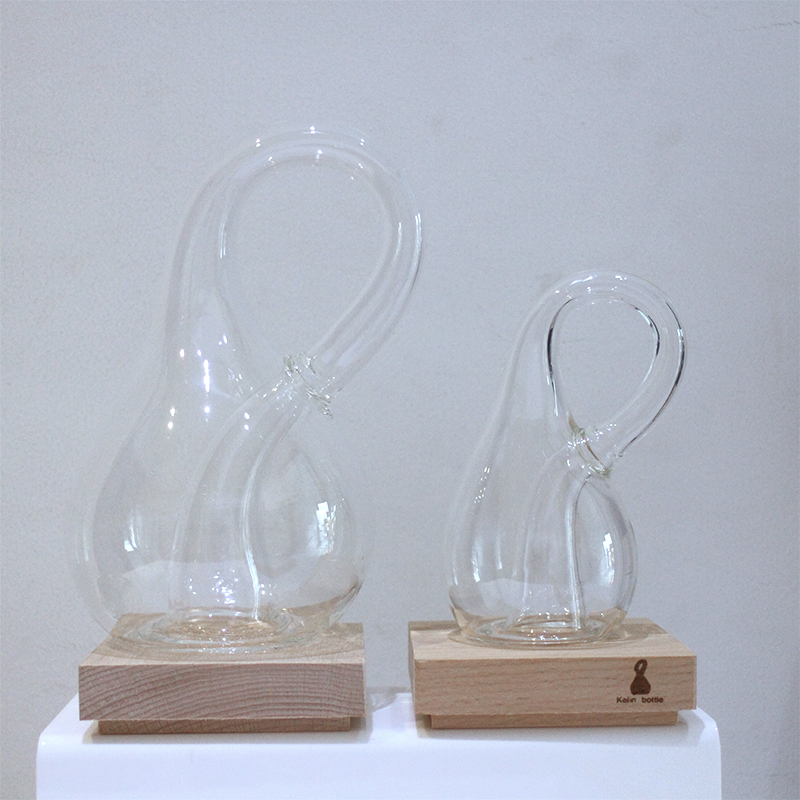 克莱因瓶加厚中号大号创意摆件四维空间瓶模型科普礼物装不满水瓶