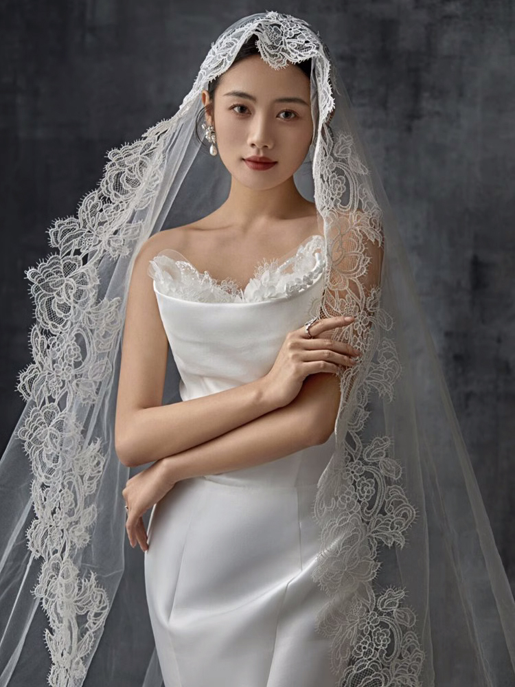 新娘结婚复古蕾丝头纱长款拖尾婚纱摄影拍照高级感造型跟妆头纱
