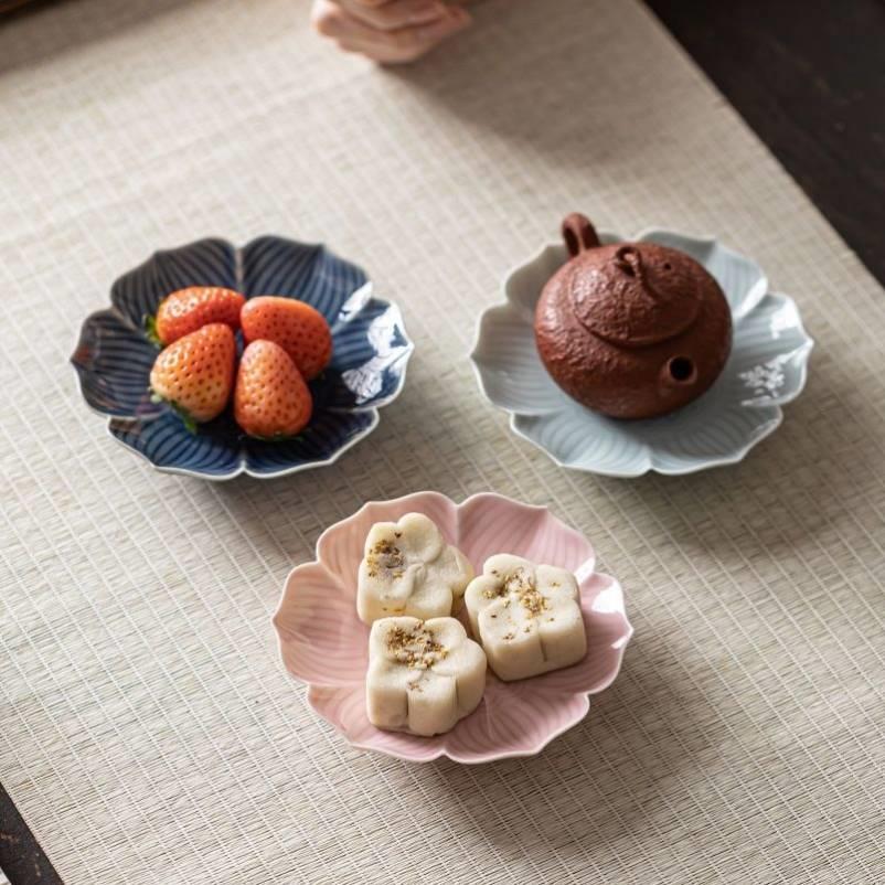 中式复古陶瓷银杏叶莲花果盘水果茶点盘订婚用糕点摆盘拍照道具
