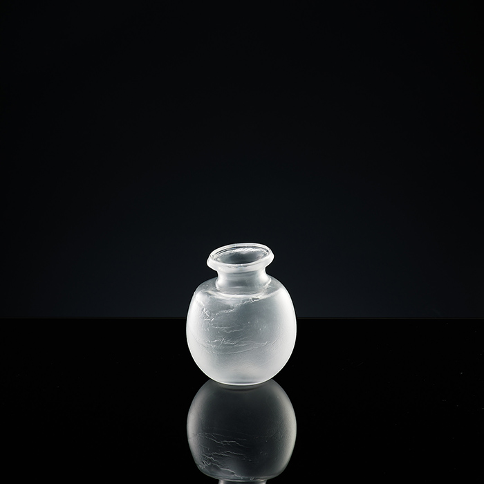 日本硝子作家濑沼健太郎玻璃作品：磨砂玻璃小花瓶（现货）随机发