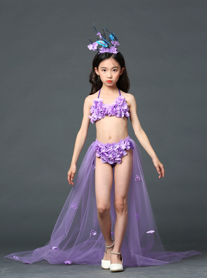 女大童走秀泳装带拖尾比基尼紫色小模特比赛T台儿童车展创意服装