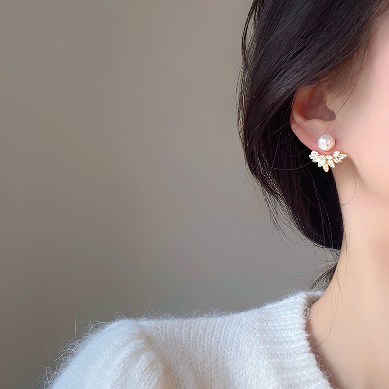 s925纯银针珍珠花朵耳钉2024年新款爆款高级感耳环一款两带耳饰女