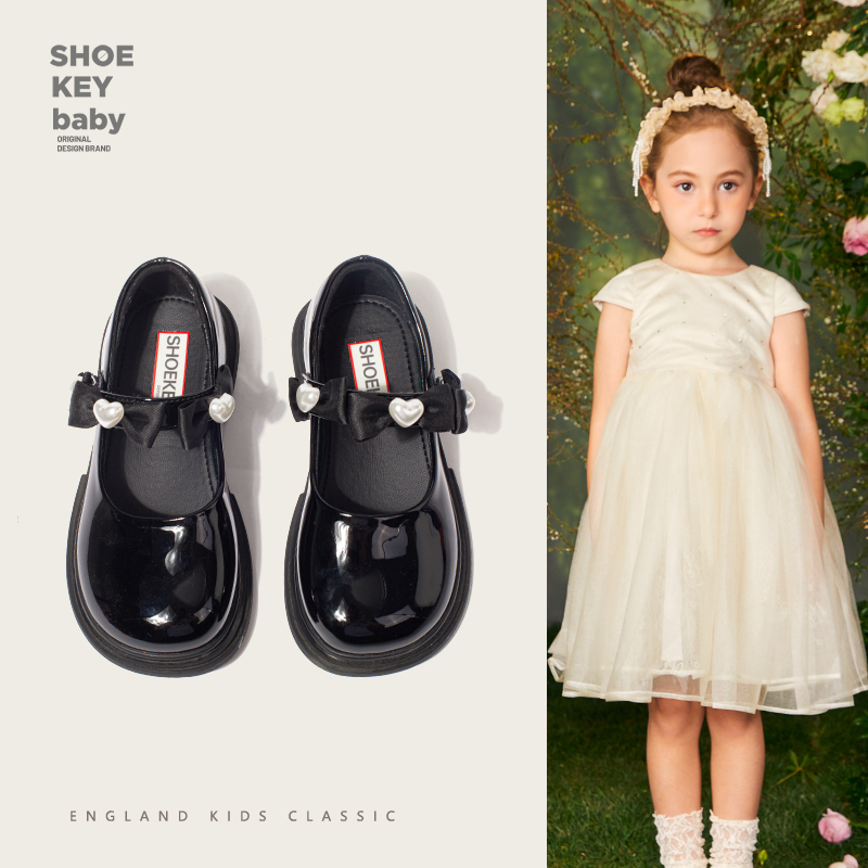 女童黑色皮鞋2024秋季新款洋气小女孩JK鞋珍珠演出鞋配礼服靴子单