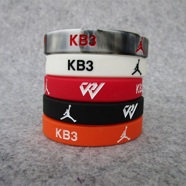 威少KB3威少标志飞人标运动励志手环 硅胶夜光腕带手链带球迷饰品