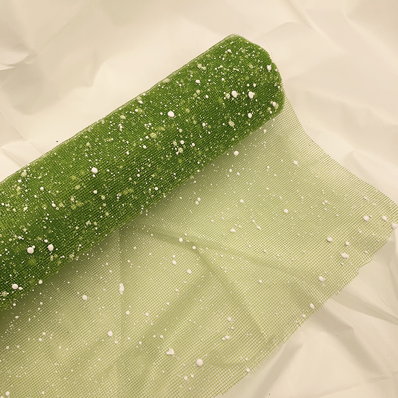 雪点纱幼儿园环创主题布置装饰雪花网纱玫瑰手工鲜花束包装材料纸