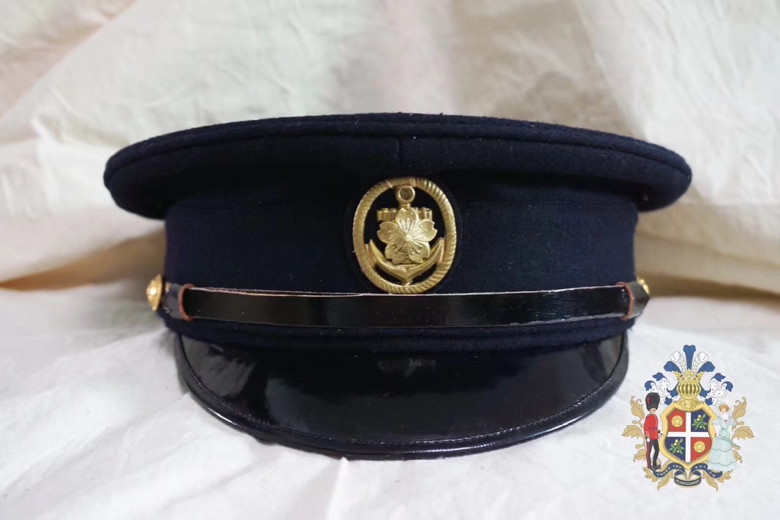 《啊，海军》海军下士官一种早期大檐帽
