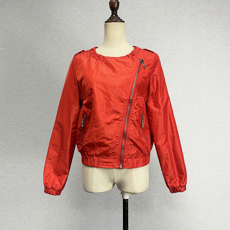品牌折扣红色长袖短风衣女2024欧美风斜拉链防风速干黑色短外套