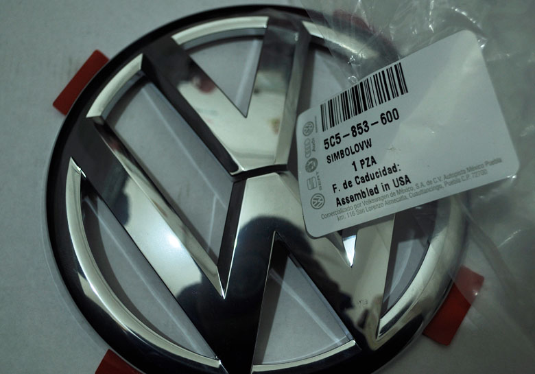 13款 甲壳虫 前标 机盖标 VW标志 德国大众甲壳虫原装进口 VW车标