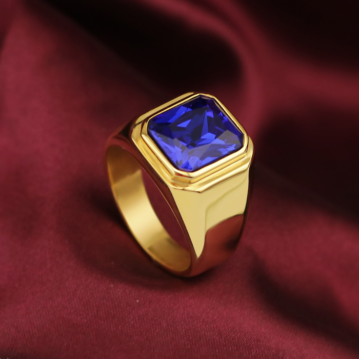 欧美时尚镀18k金色戒指男士复古戒子钛钢蓝宝石食指环大气刻字