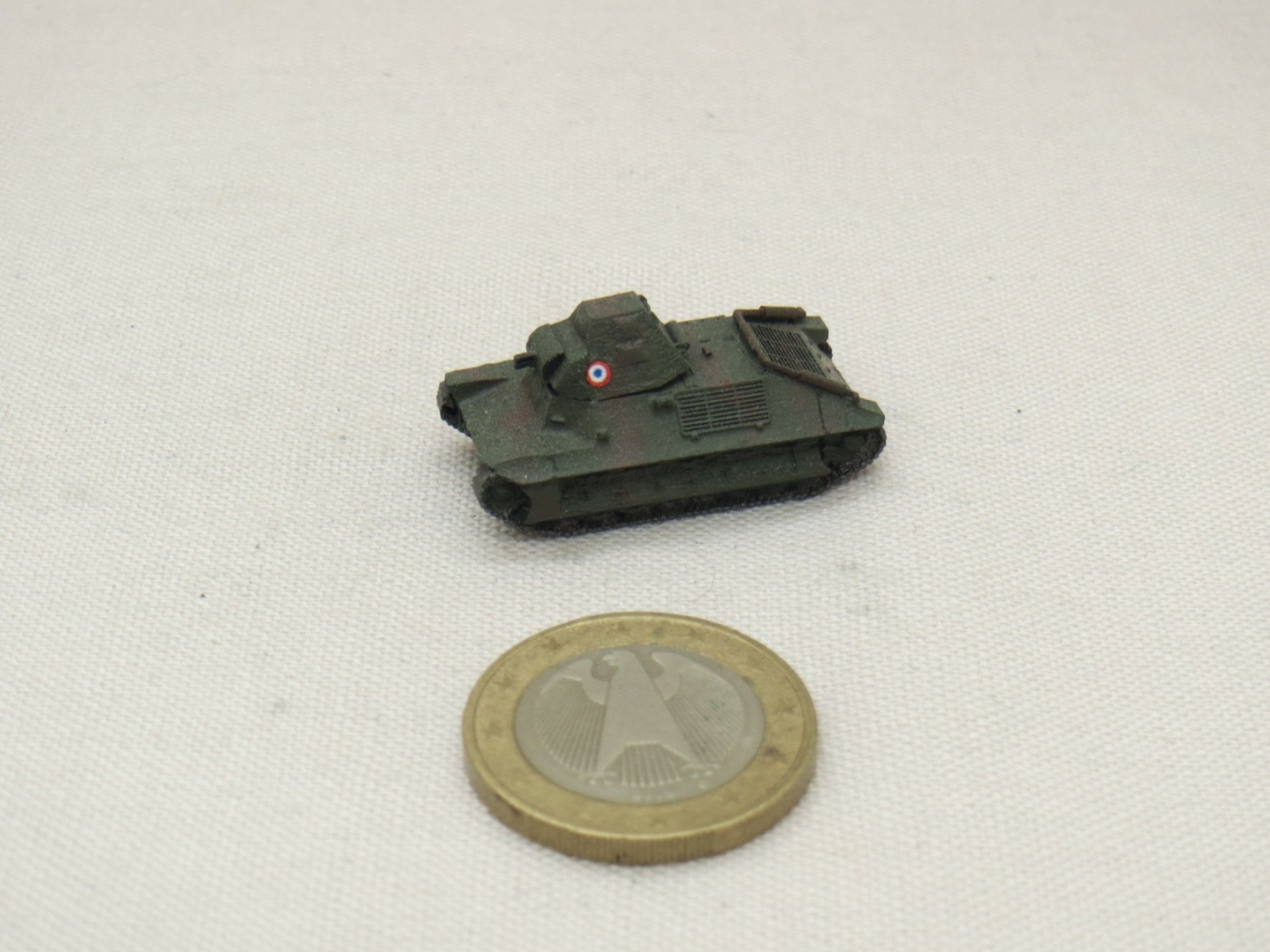 【展示】1/144 二战法军 FCM 36 Light Tank