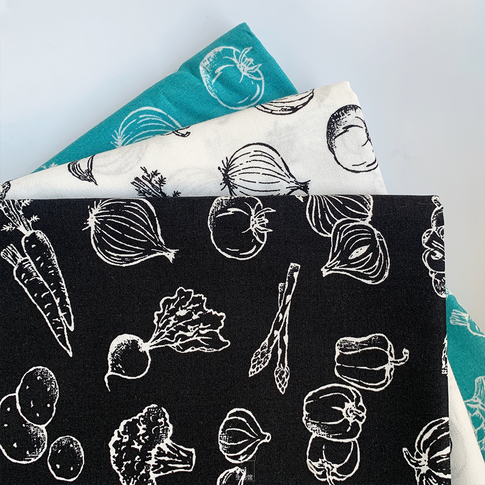 wwei 日本进口平纹棉布 卡通蔬菜简笔画 手作拼布包包家居口罩diy