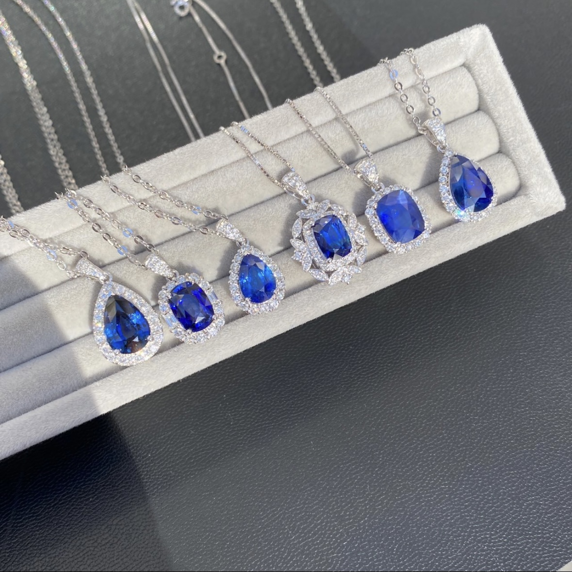 2克拉+天然蓝宝石戒指项链矢车菊斯里兰卡皇家蓝18k金钻石镶嵌合