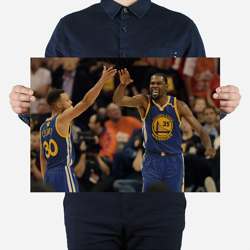 库里和杜兰特海报NBA篮球体育明星复古牛皮纸海报宿舍壁纸装饰画