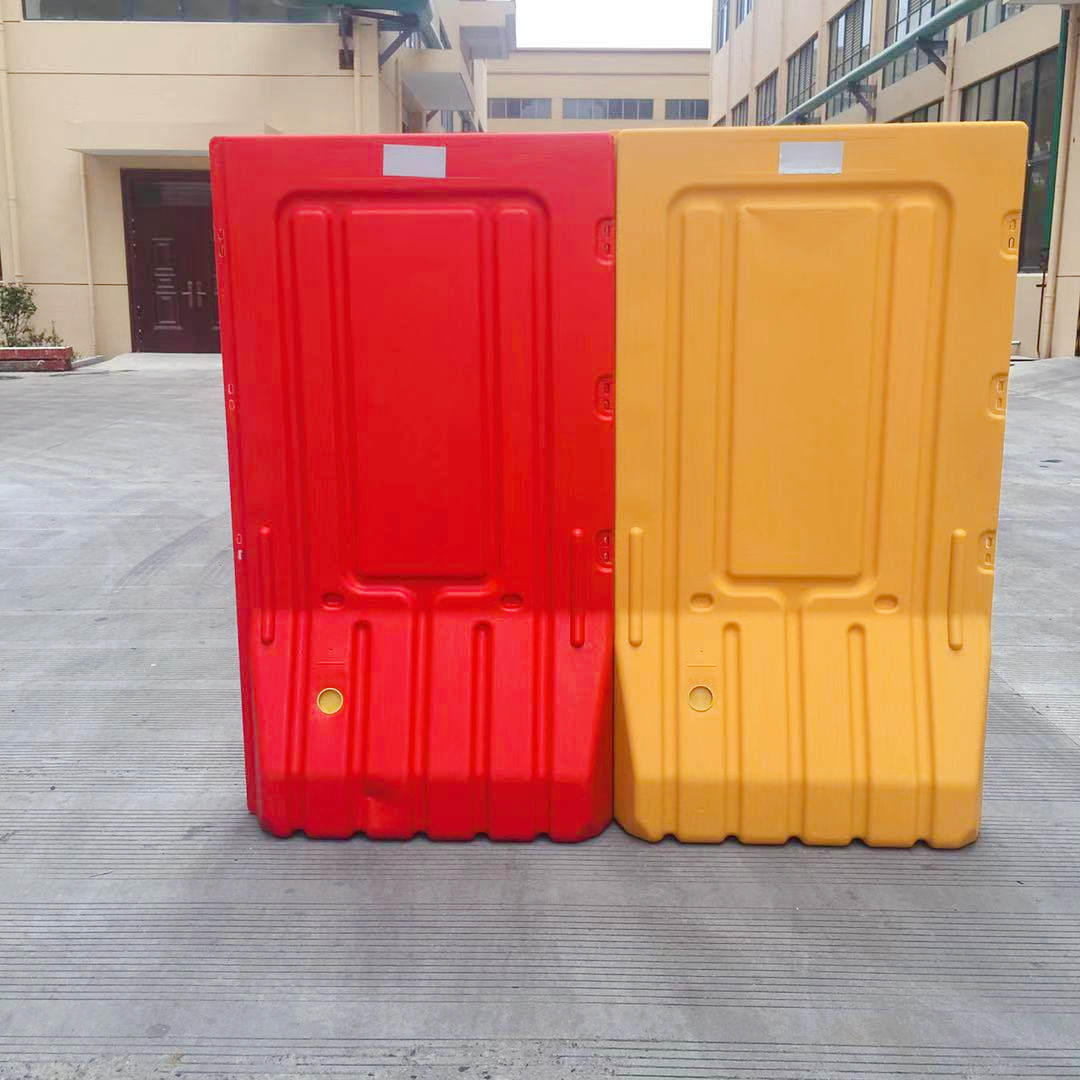 全新料三孔水马组合式围挡 市政围挡防撞桶隔离墩 塑料可移动护栏