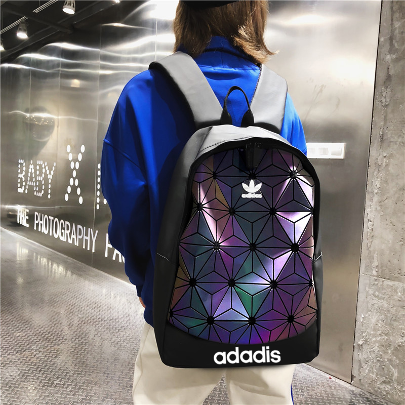 新款初中生书包男大容量旅行双肩包韩版高中生女菱形时尚电脑背包