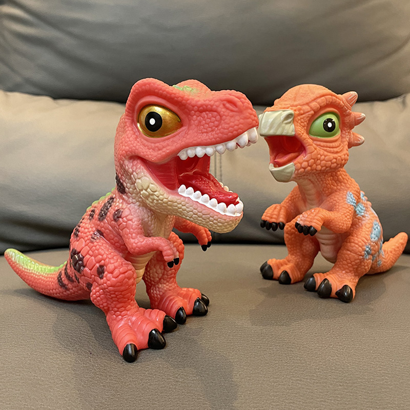 卡通恐龙玩具套装男女孩儿童剑龙甲龙三角龙软胶会叫霸王龙小模型