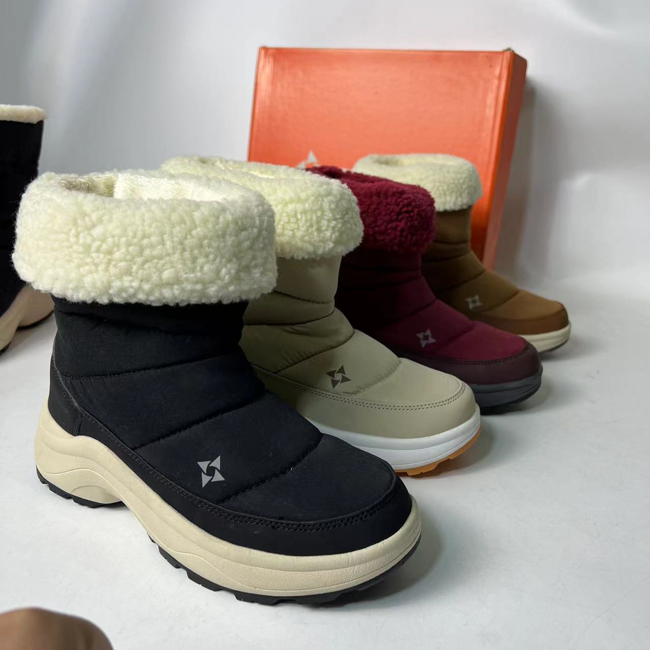 韩国圆单冰面防滑加绒保暖雪地靴棉鞋中帮儿童女士防泼水女鞋童鞋