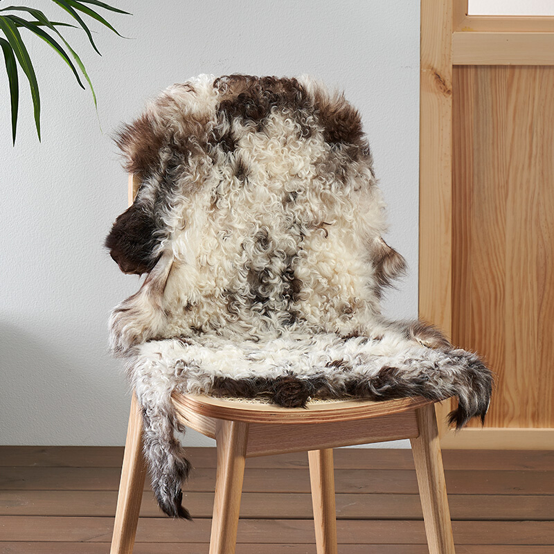 澳维拉整张羊皮垫真皮沙发椅子垫轻奢简约西班牙卷羊毛皮椅垫坐垫
