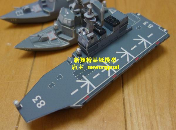 Q版航空母舰航母大型登陆舰核潜艇 潜水艇战舰战船舶模型