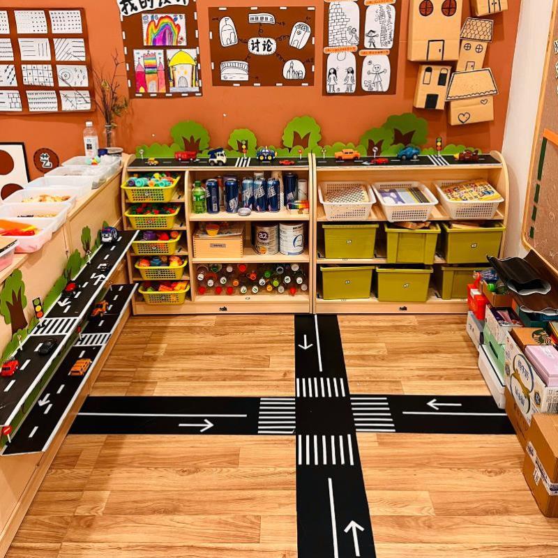 幼儿园垫马路装饰大班低墙面区地轨道环创积木交通建构结构材料