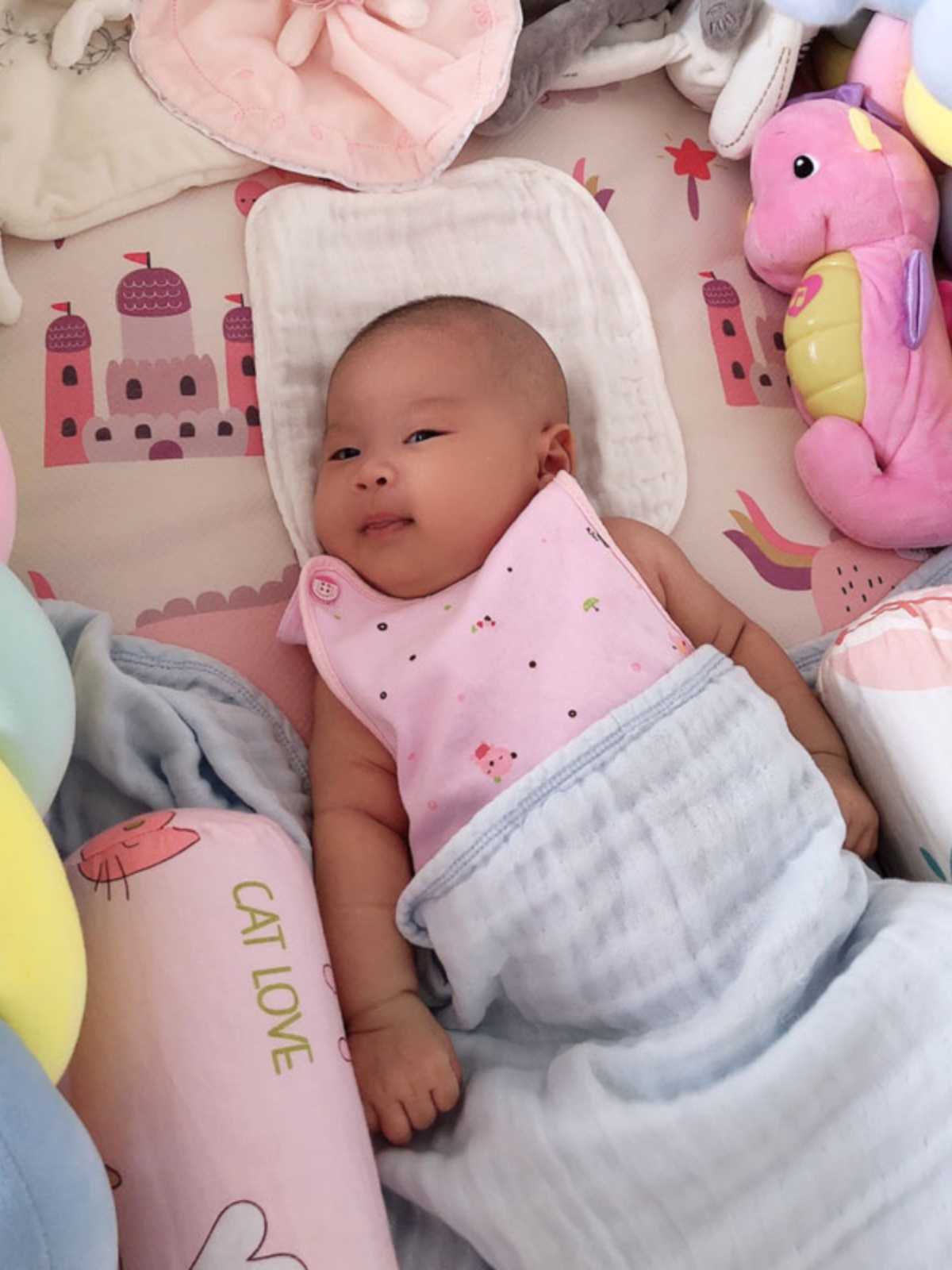 新生儿防护保护枕月子中心用品婴儿车床小枕头床上侧卧防护纯棉枕