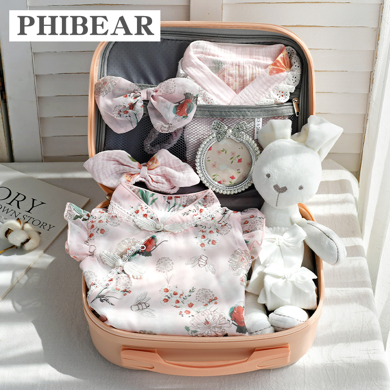 婴儿创意礼盒中国风旗袍套装女孩子满月宝宝百天周岁生日送礼物品