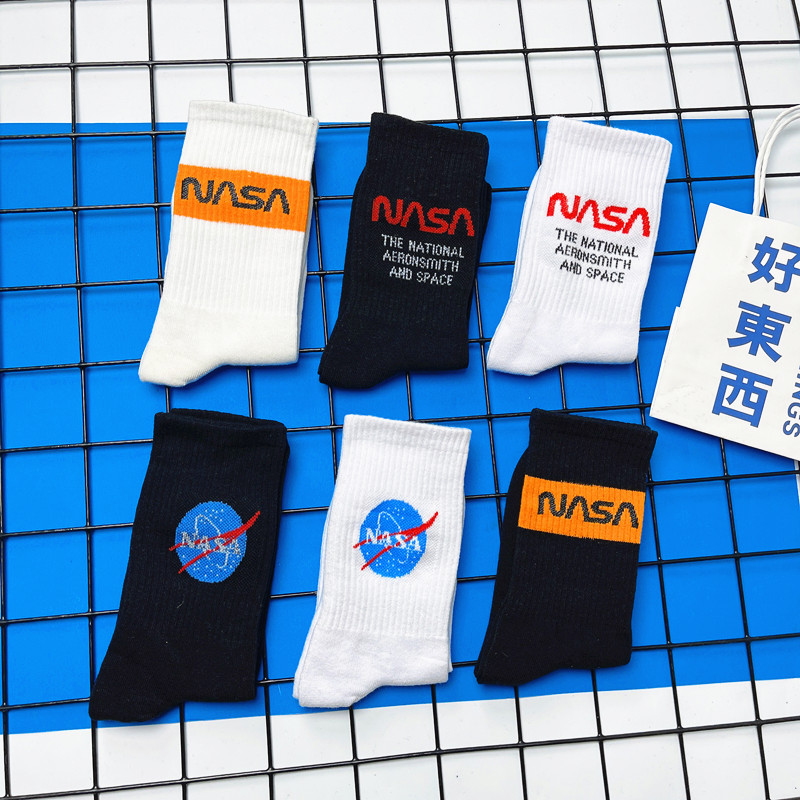 潮牌NASA宇航员标志系列欧美街头地球字母男女情侣纯棉运动中筒袜