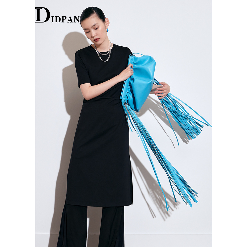 IDPAN女装商场同款夏季新款简洁修身立裁X型廓形短袖连衣裙
