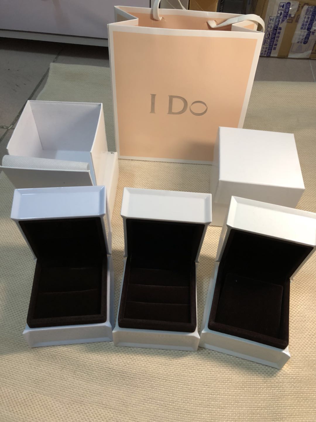 I家DO包装盒IDO婚礼戒指盒钢琴烤漆耳钉对戒盒求婚钻戒盒轻奢品